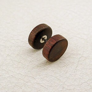 Дървена обеца от тъмно дърво с ефект фалшив флеш