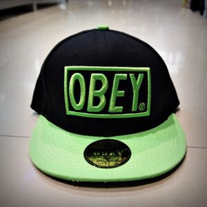Черно-зелена шапка с права козирка на OBEY с 3D бродерия