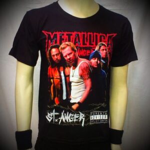 Черна метъл тениска Metallica с черно-бяла снимка на групата и бяло лого