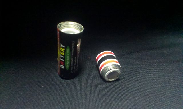 Метален тайник за ценности под формата на батерия R20 Size D - Image 4