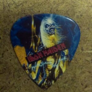 Перце за китара Iron Maiden с принт на възкръсналия Еди от Live After Death