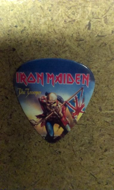 Синьо перце за китара Iron Maiden с принт на Еди като британски войник от The Trooper