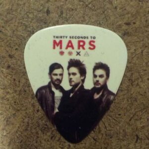 Перце за китара Thirty Seconds to Mars с ликовете на групата и червено лого