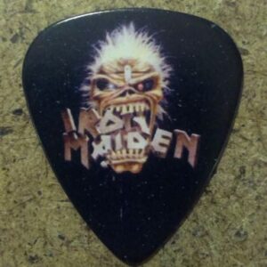 Черно перце за китара Iron Maiden с изображение на Еди и класическото лого