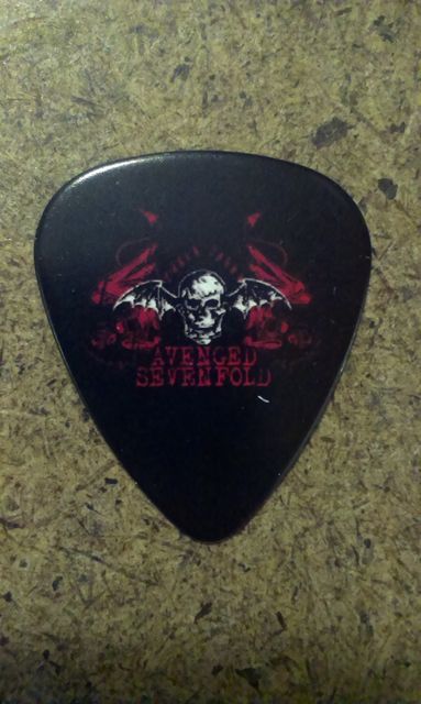 Черно перце за китара Avenged Sevenfold с червено и бяло лого Deathbat череп с крила