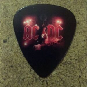 Черно перце за китара AC/DC със сценично изображение, прожектори и червено лого