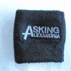 Черен памучен накитник за фитнес с бродирано лого на Asking Alexandria