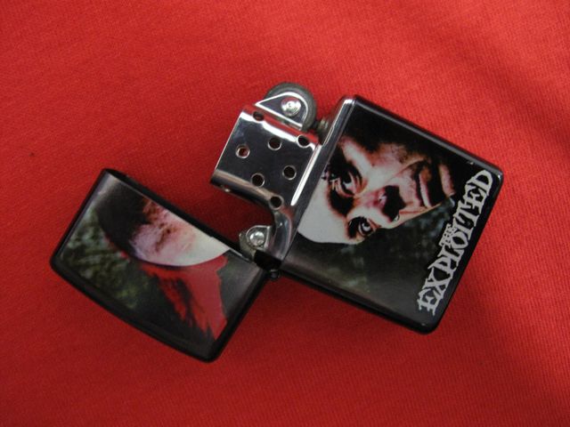 Запалка Zippo The Exploited – бензинова - Image 2