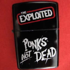 Черна бензинова запалка The Exploited Punks Not Dead