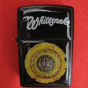 Метална бензинова запалка Whitesnake с лого и златен медал