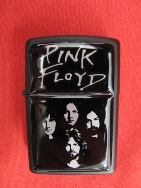 Черна бензинова запалка Pink Floyd с лицата на групата
