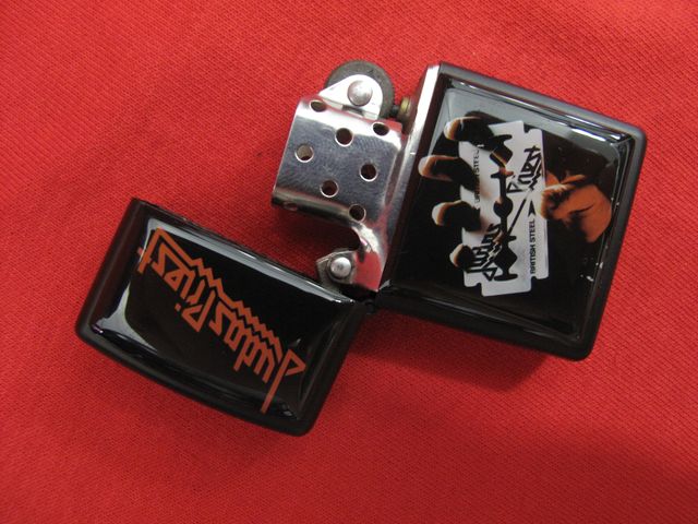 Бензинова запалка Judas Priest – British Steel - Image 2