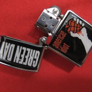 Бензинова Зипо запалка Green Day - American Idiot - Hover Image