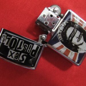 Zippo запалка на Sex Pistols - God Save The Queen - Hover Image