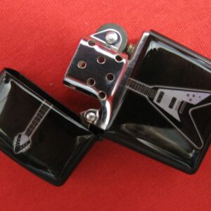 Zippo запалка с хеви метъл китара тип "Стрела" - Hover Image