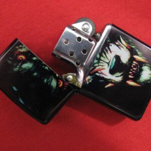 Zippo запалка с Върколак - Дизайн със свиреп вълк - Hover Image