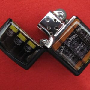 Запалка Zippo Jack Daniel's – Легендарният стил на Тенеси - Hover Image