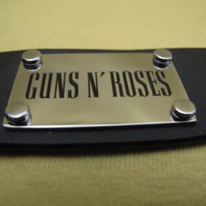 Кожена гривна с Guns N' Roses от естествена кожа - Hover Image