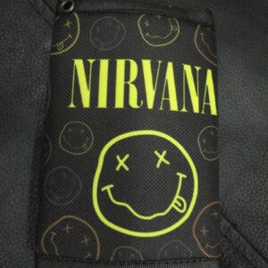 Текстилно портмоне на Nirvana с усмивки