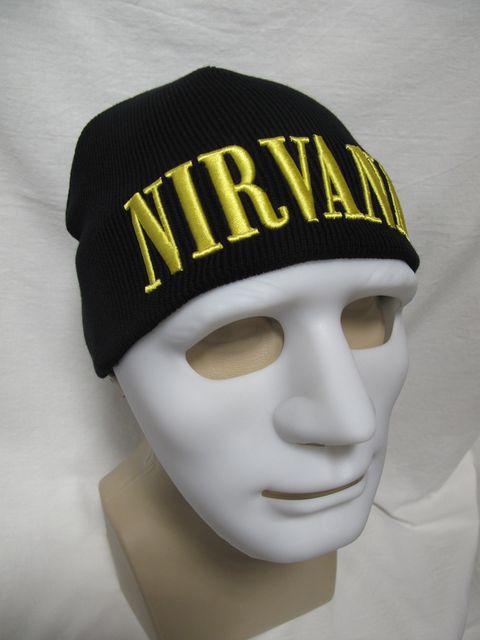 Зимна черна шапка Nirvana с жълто бродирано лого - Image 2