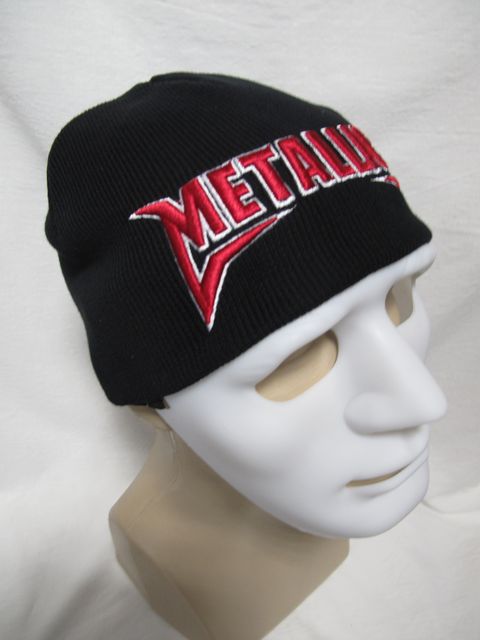 Черна зимна шапка Metallica с червено бродирано лого - Image 2
