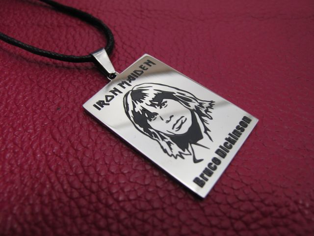Унисекс медальон плочка на Iron Maiden от стомана 316L с Брус Дикинсън