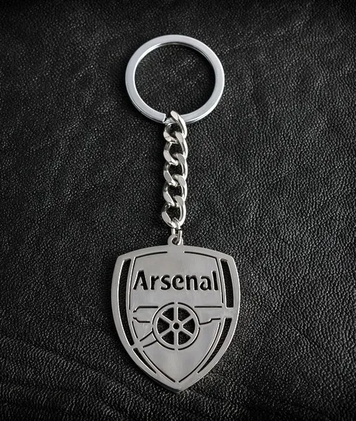Метален ключодържател Arsenal FC от стомана с форма на щит и оръдие