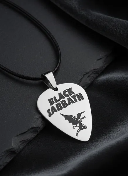 Медальон Black Sabbath от медицинска стомана 316L тип перце