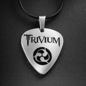 Медальон Trivium от медицинска стомана 316L тип перце