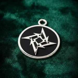 Кръгъл стоманен медальон Metallica с Ninja Star лого и черен емайл 316L