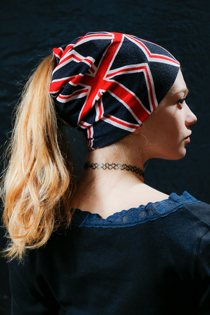 Черна зимна шапка-шал тип комин с британското знаме Union Jack - Image 4