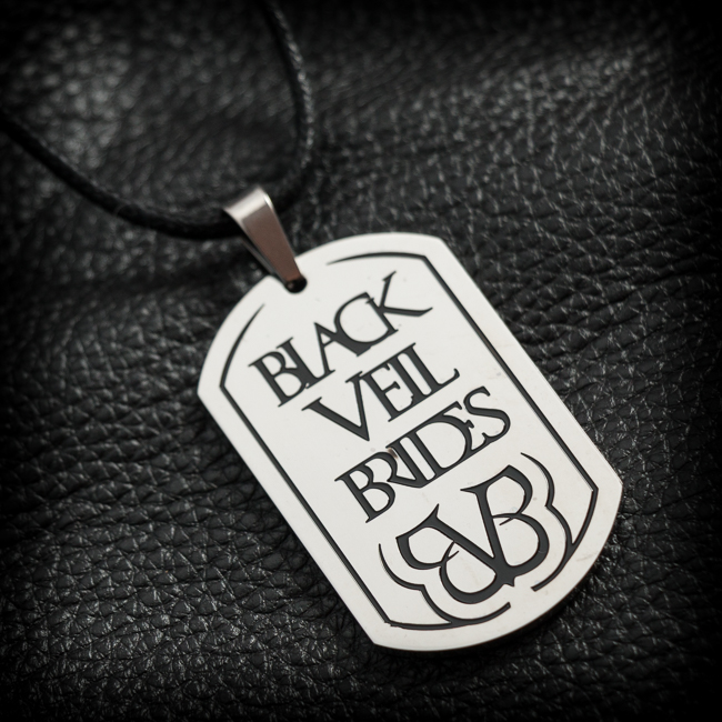 Унисекс медальон на Black Veil Brides от медицинска стомана върху черна кожа