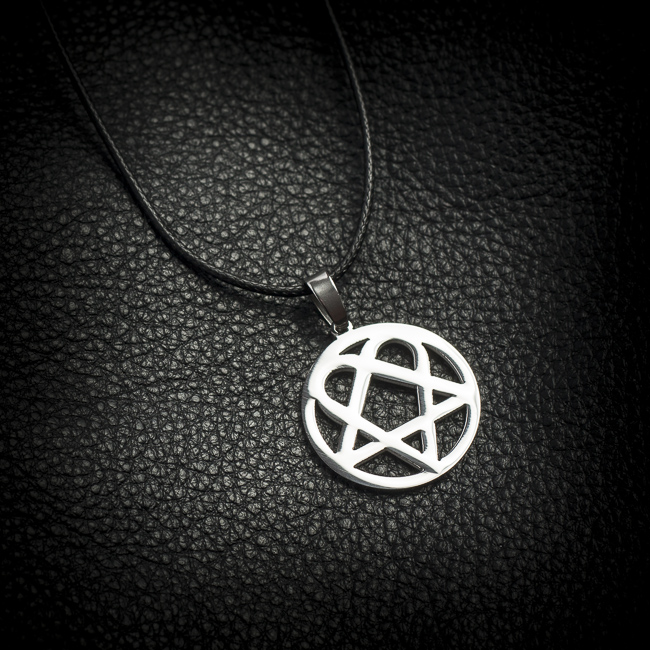 Медальон Хартаграм (Heartagram) на групата HIM от стомана