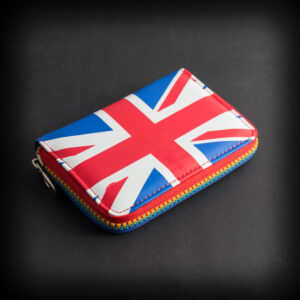 Малко дамско портмоне с британския флаг Union Jack и цветен пластмасов цип