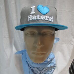 Сива шапка с права козирка I love haters със синьо сърце и 3D бродерия