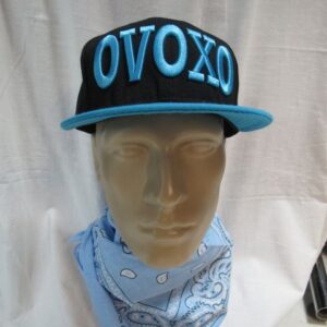 Шапки за тийнейджъри с бродерия OVOXO в небесно синьо тип Snapback
