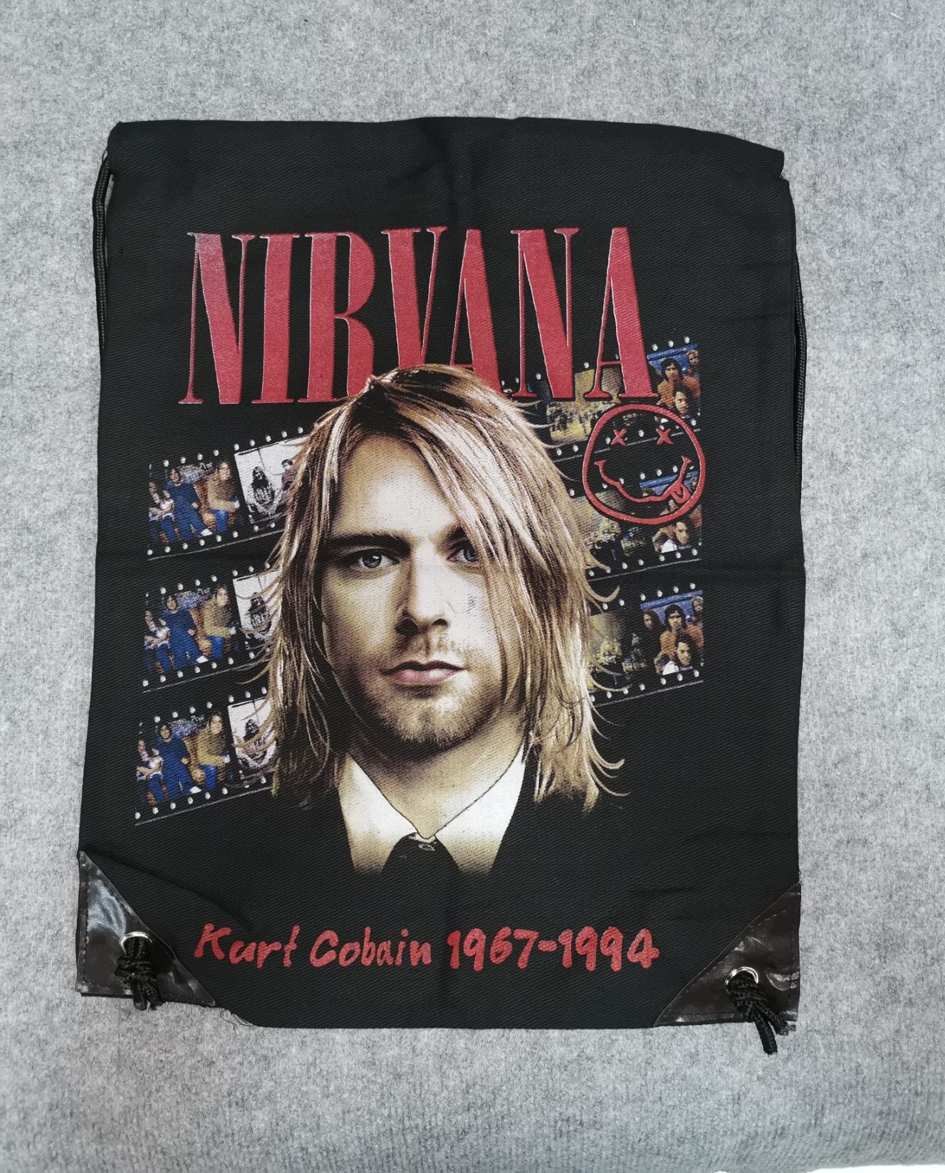 Мешка Nirvana с портрет на Кърт Кобейн и филмова лента