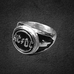 Пръстен с логото на AC/DC от стомана
