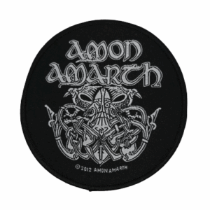 Кръгла черна нашивка Amon Amarth с викингски шлем и келтски орнаменти.