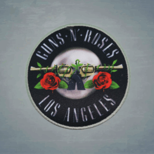 Кръгла принтирана нашивка Guns N' Roses с рози и пистолети