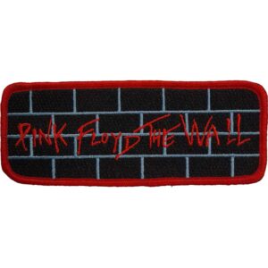 Оригинална нашивка на Pink Floyd с червен надпис The Wall и тухлена стена
