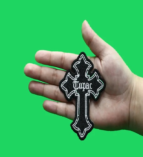 Оригинална хип-хоп нашивка на 2PAC – Black Cross Design - Image 2