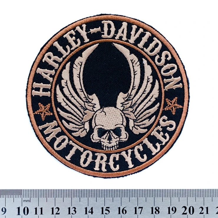 Кръгла текстилна нашивка Harley-Davidson с висококачествена бродерия на череп с крила
