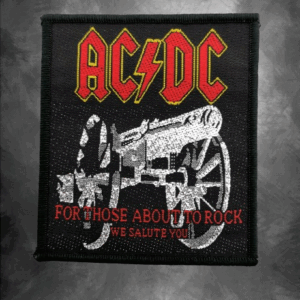 Бродирана емблема на AC/DC с оръдие и текст For Those About to Rock.