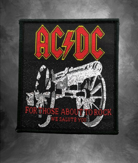Бродирана емблема на AC/DC с оръдие и текст For Those About to Rock.
