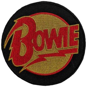 Бродирана малка кръгла нашивка David Bowie с червено лого и мълния върху златист фон.