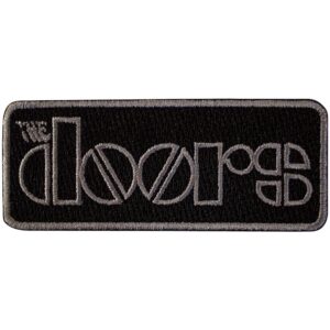 Бродирана нашивка The Doors с класическо сиво лого на черен фон.