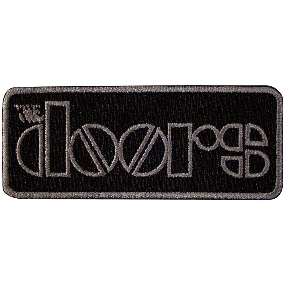 Бродирана нашивка The Doors с класическо сиво лого на черен фон.