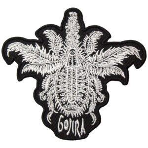 Бродирана нашивка Gojira с бял бръмбар на черен фон