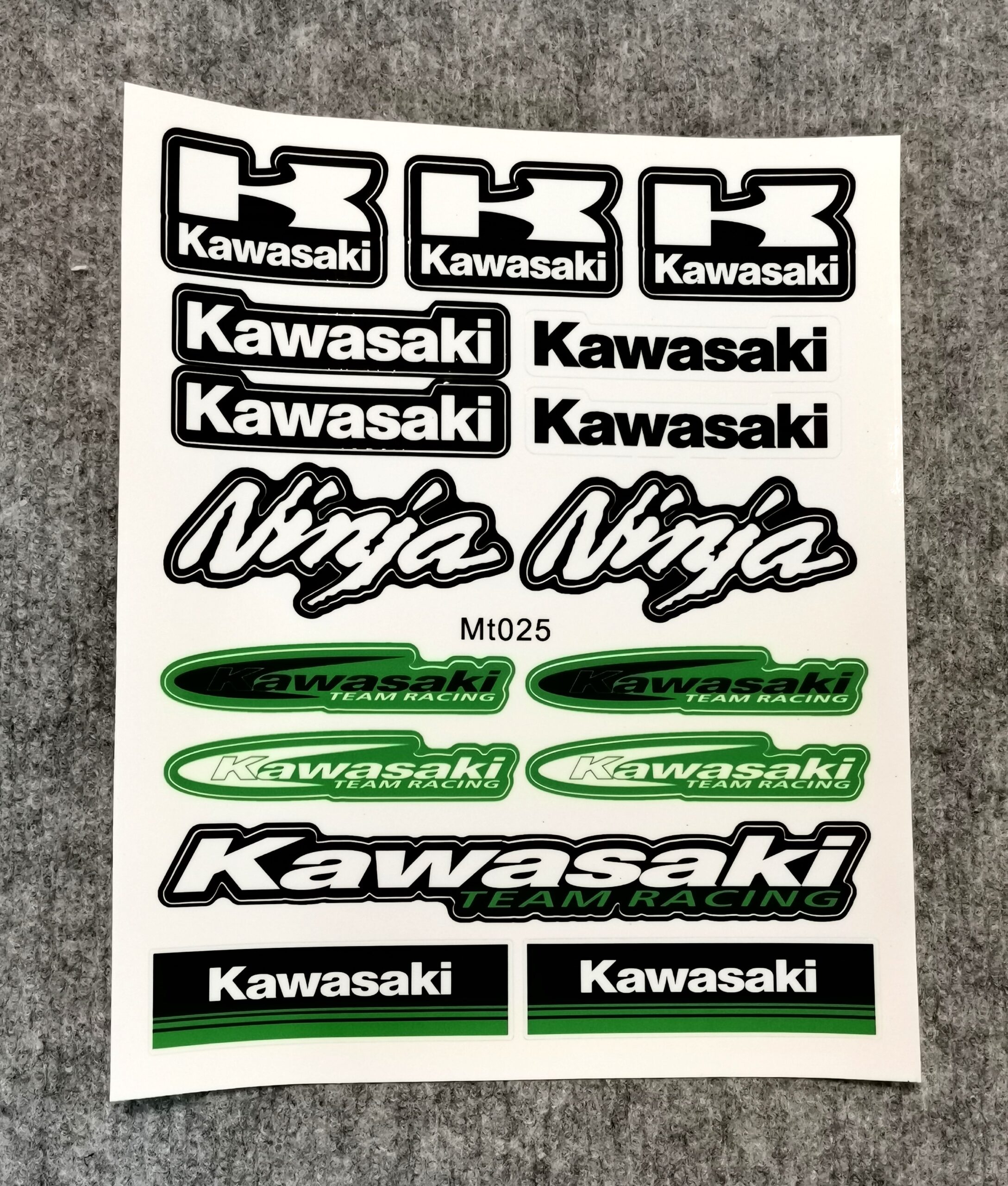 Стикери за мотор Kawasaki Team Racing и лепенки Ninja за каска
